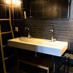 Brouwersdam Hotel *