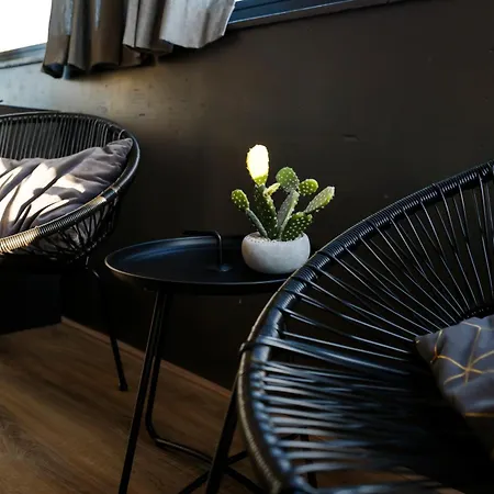 ホテル Brouwersdam アウドルプ